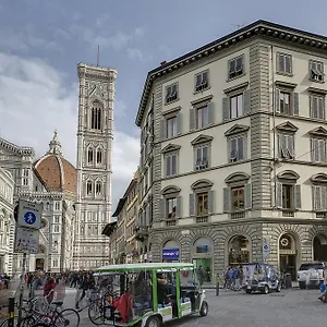 Il Salotto Di 3*, Florencia Italia