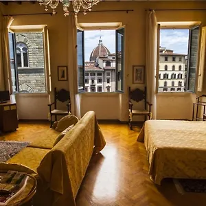 Antica Torre 2*, Florencia Italia